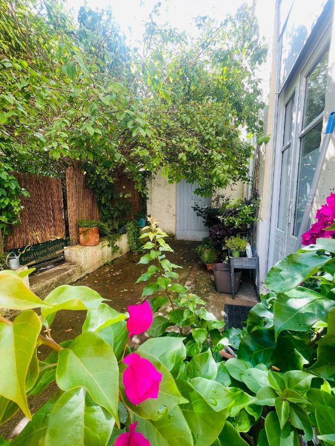 La Petite Maison Dans La Croix Rousse ลียง ภายนอก รูปภาพ